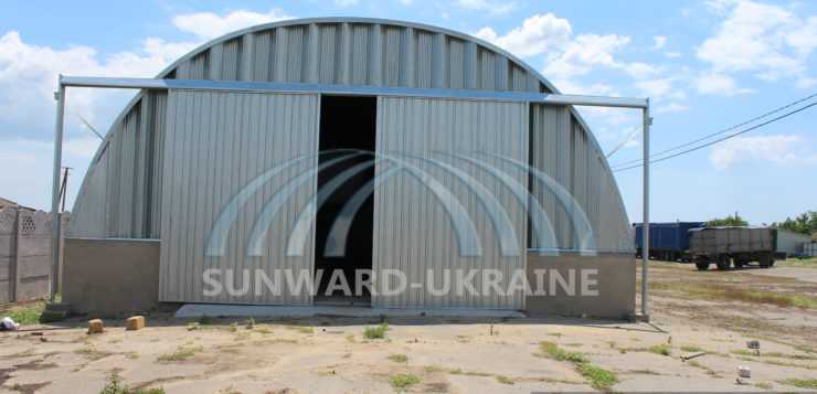 бескаркасный ангар